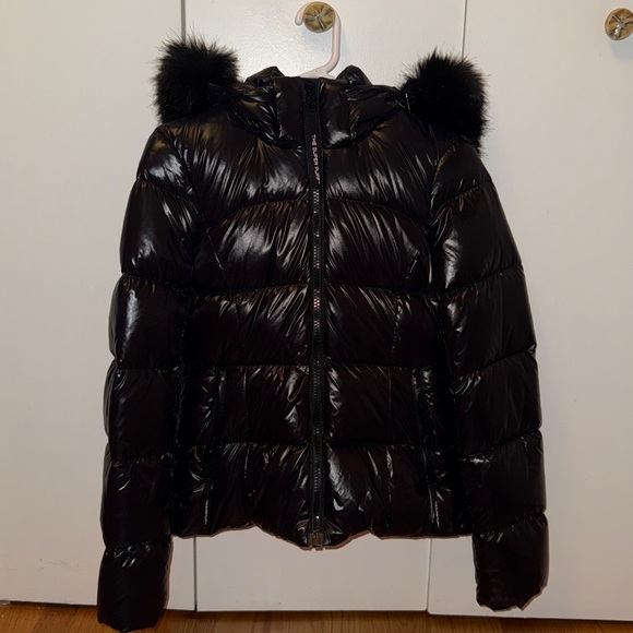 Aritzia SuperSnug Puff Hi-Gloss - Picture 7 of 11